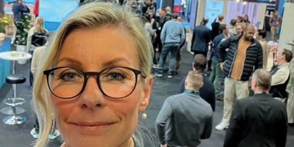 VD-Charlotta besöker D-Congress och får nya insikter