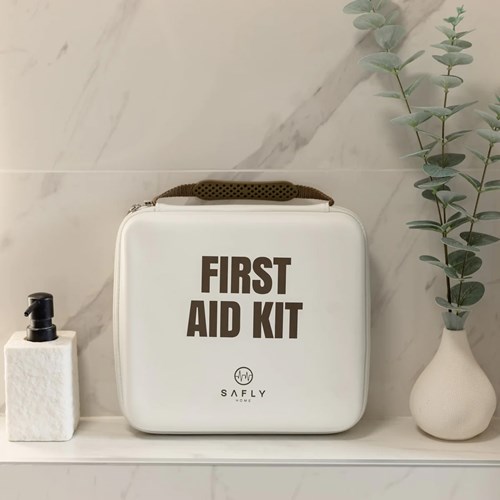 First Aid Kit - Förbandsväska, Vit